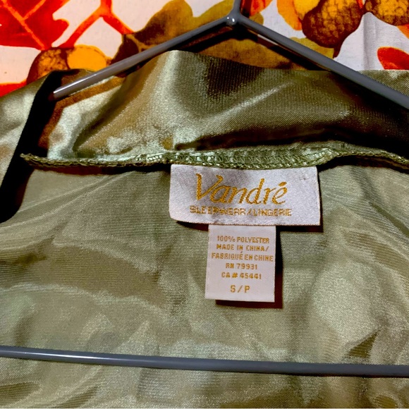 Vintage Slip & Robe Set - Picture 7 of 7